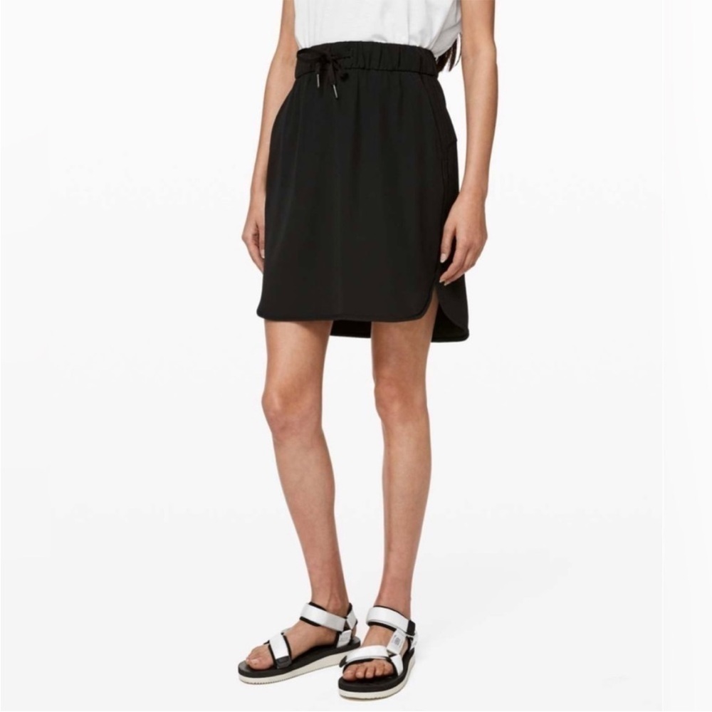 Lululemon Skirt Size 4 Black